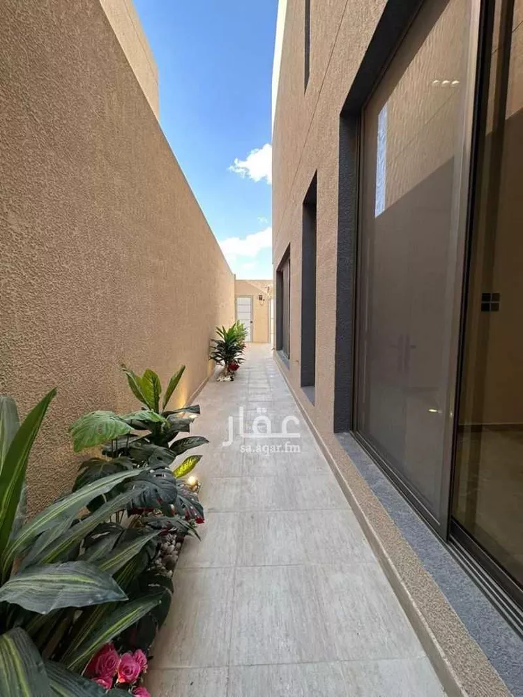Floor for Sale in Riyadh Tuwaiq صورة 2