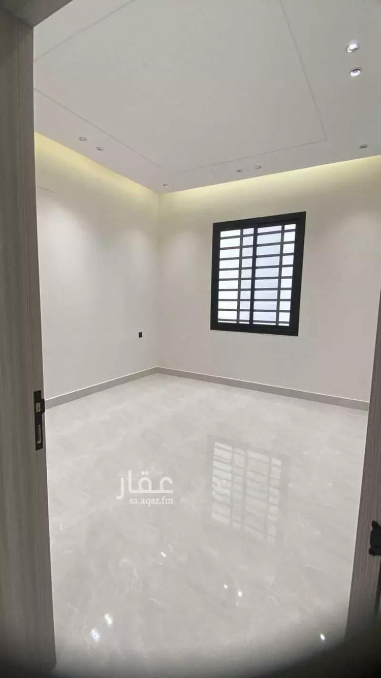 شقة للبيع في شارع زريق, حي الروابي, مدينة أبها, منطقة عسير صورة 3