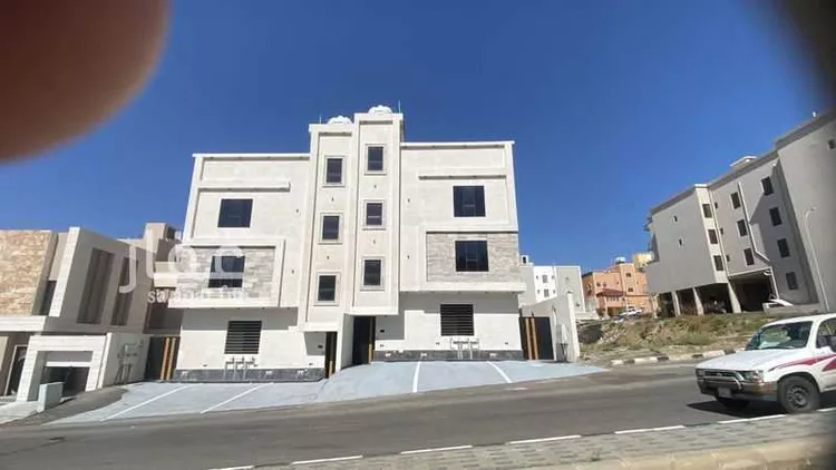 شقة للبيع في شارع زريق, حي الروابي, مدينة أبها, منطقة عسير صورة 2