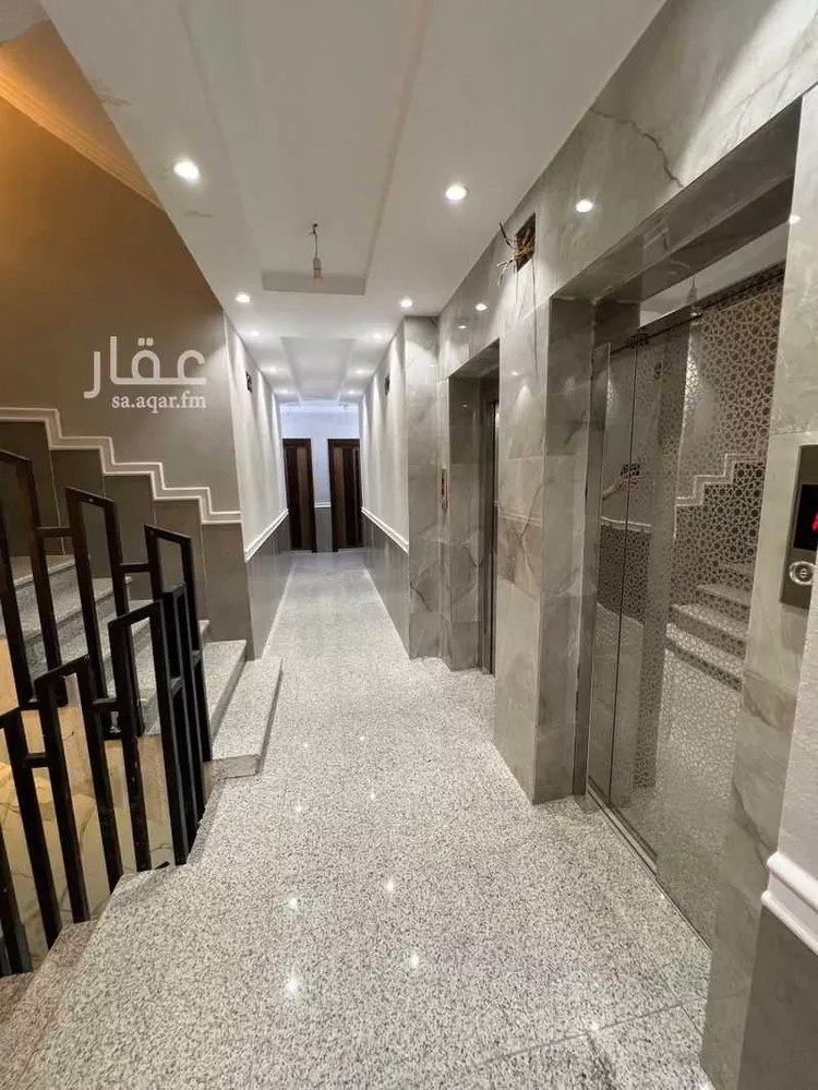 شقة للإيجار في شارع تيجاني بشير, حي العزيزية, مدينة جدة, منطقة مكة المكرمة صورة 2