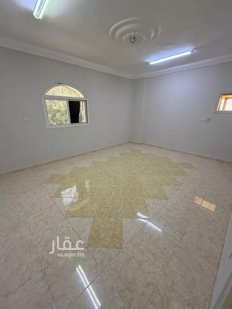 شقة للإيجار في شارع محمد سرور الصباغ, حي الصفاء, مدينة جدة, منطقة مكة المكرمة صورة 2
