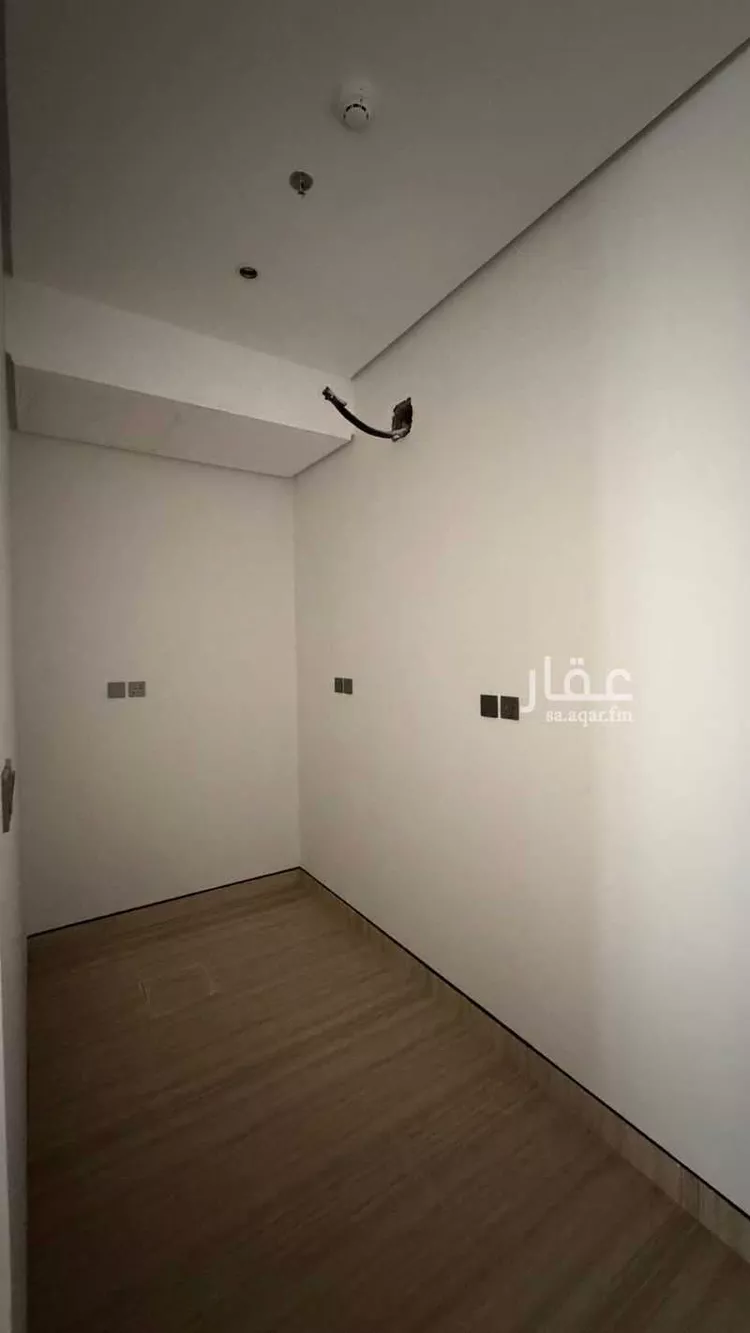 شقة للبيع في شارع خالد بن عبدالعزيز, حي مبروكة, مدينة بريدة, منطقة القصيم 2