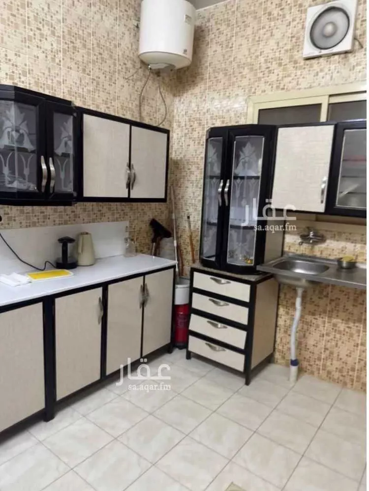 شقة للإيجار في شارع الصخرة ، حي السعادة ، الرياض ، منطقة الرياض