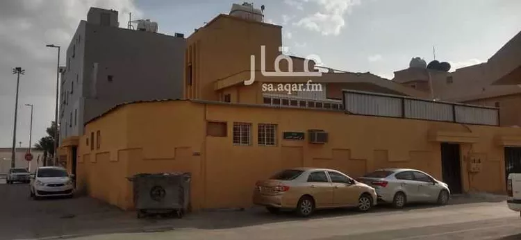 فيلا للبيع في شارع أبي المعمر الكوفي, حي الملز, مدينة الرياض, منطقة الرياض صورة 3