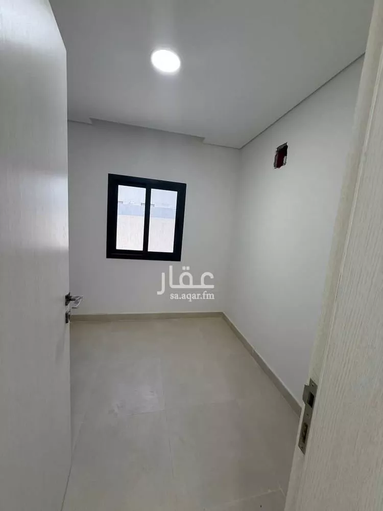 فيلا للإيجار في شارع عمر بن الحارث, حي مطار الملك خالد الدولي, مدينة الرياض, منطقة الرياض 6
