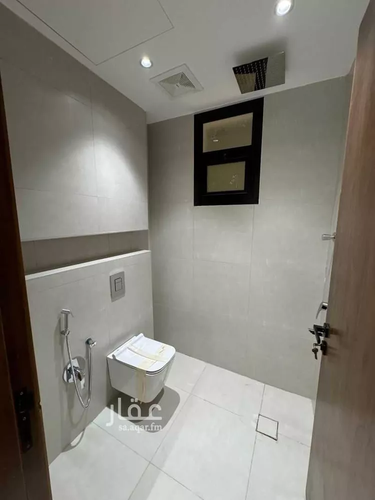 شقة للبيع في شارع أيوب بن مكرز, حي الملك فيصل, مدينة الرياض, منطقة الرياض صورة 3