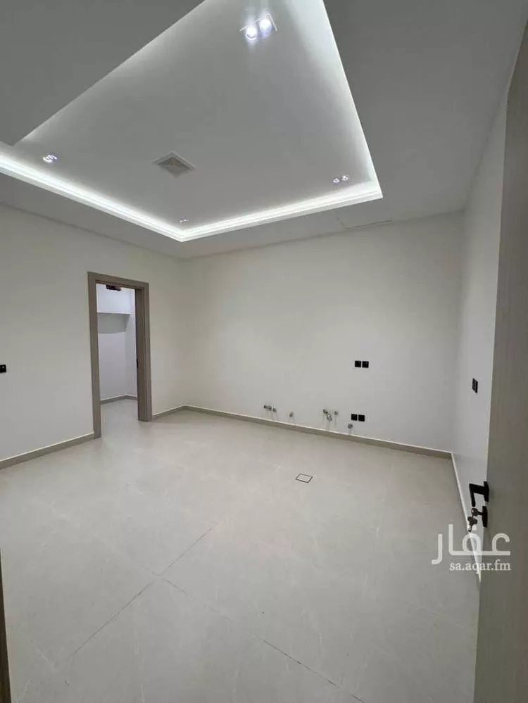 دور للبيع في شارع البسالة, حي القادسية, مدينة الرياض, منطقة الرياض 9