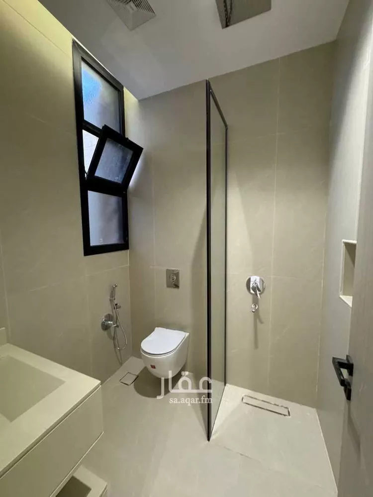 Floor for Sale in Riyadh Al Qadisiyah 13