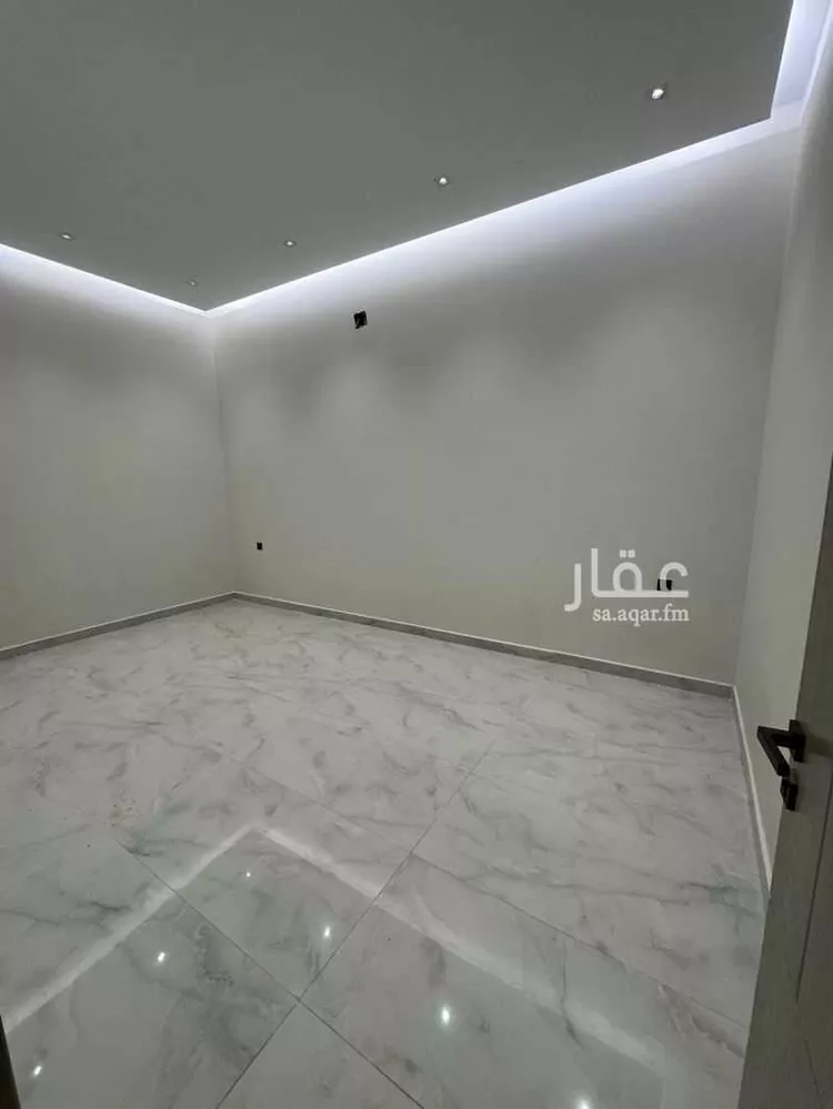 دور للبيع في شارع الحسن بن مسلم, حي القادسية, مدينة الرياض, منطقة الرياض 13