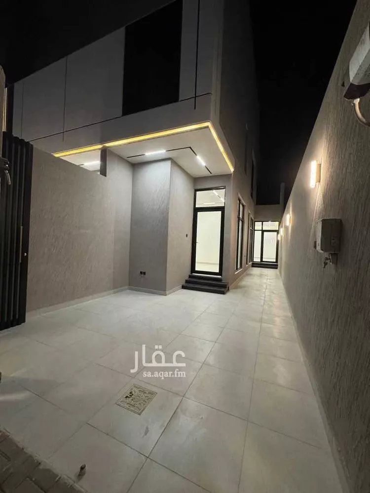 دور للبيع في شارع حسن الشاعر, حي الرمال, مدينة الرياض, منطقة الرياض صورة 5