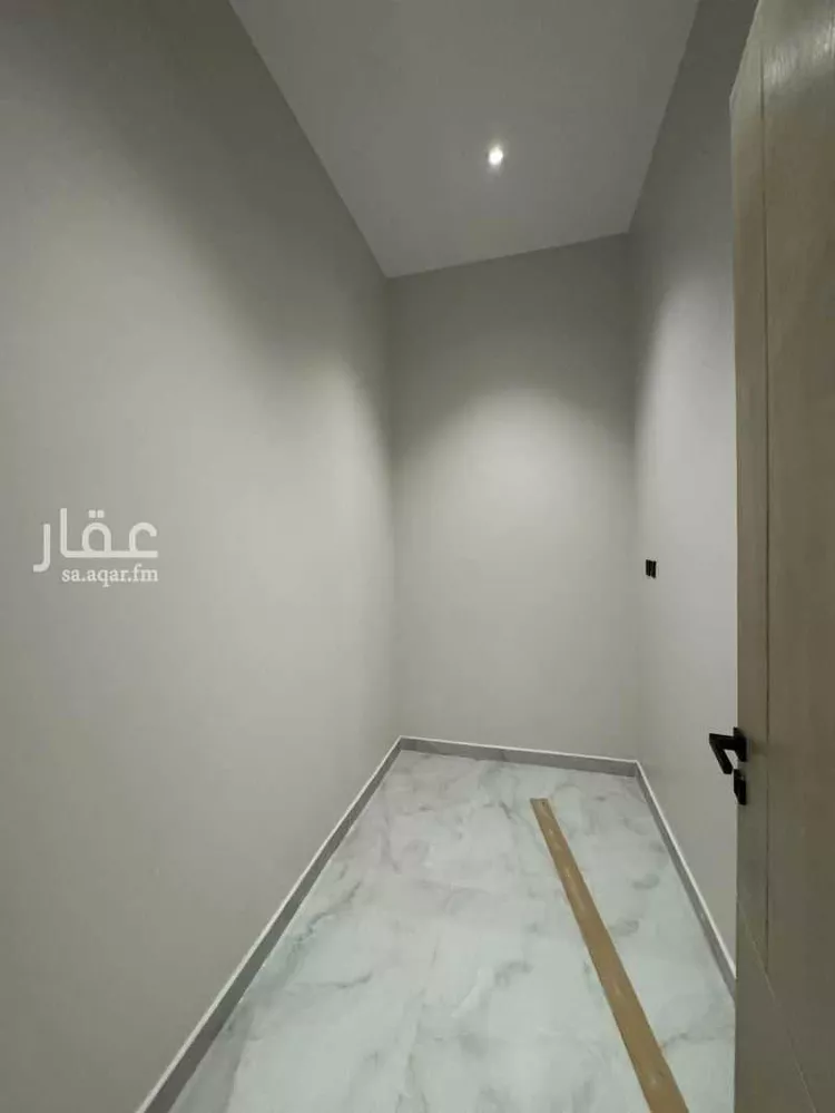 دور للبيع في شارع الحسن بن مسلم, حي القادسية, مدينة الرياض, منطقة الرياض 9