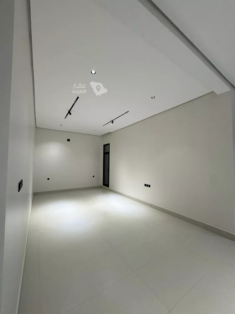 Floor for Sale in Riyadh Ash Sharq 12