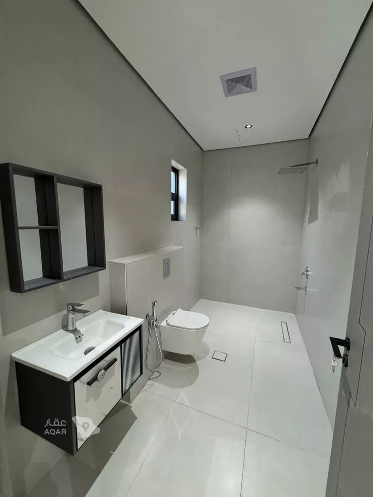 Floor for Sale in Riyadh Ash Sharq 15