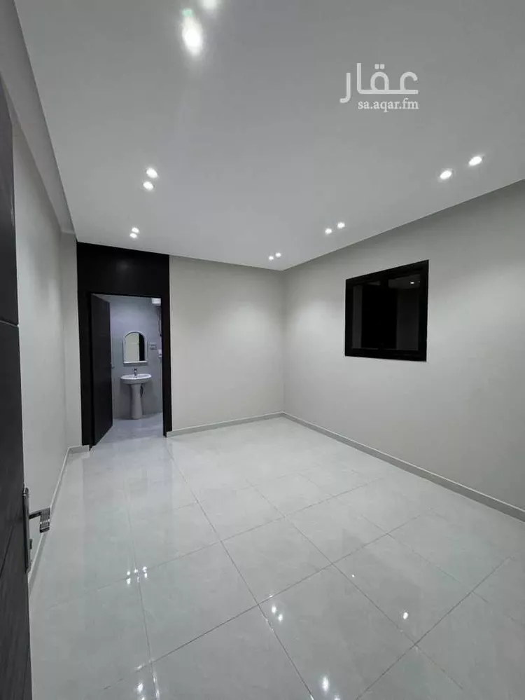 شقة للإيجار في شارع أحمد بن عبدالله الصنعاني, حي الرمال, مدينة الرياض, منطقة الرياض صورة 2
