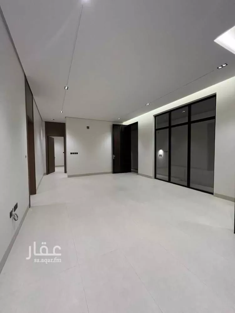 Floor for Sale in Riyadh Dahiat Namar 21