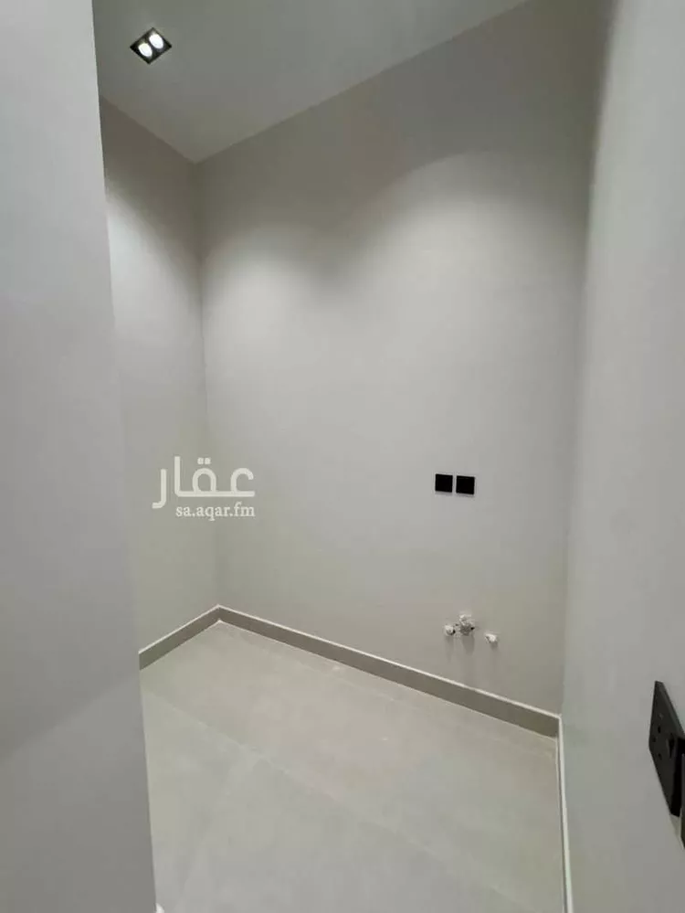 دور للبيع في شارع ابراهيم الهلالي, حي المعيزيلة, مدينة الرياض, منطقة الرياض صورة 5