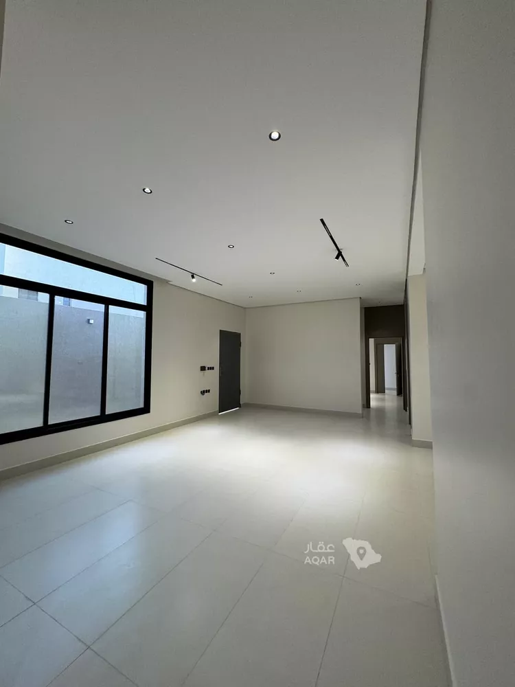Floor for Sale in Riyadh Ash Sharq 10