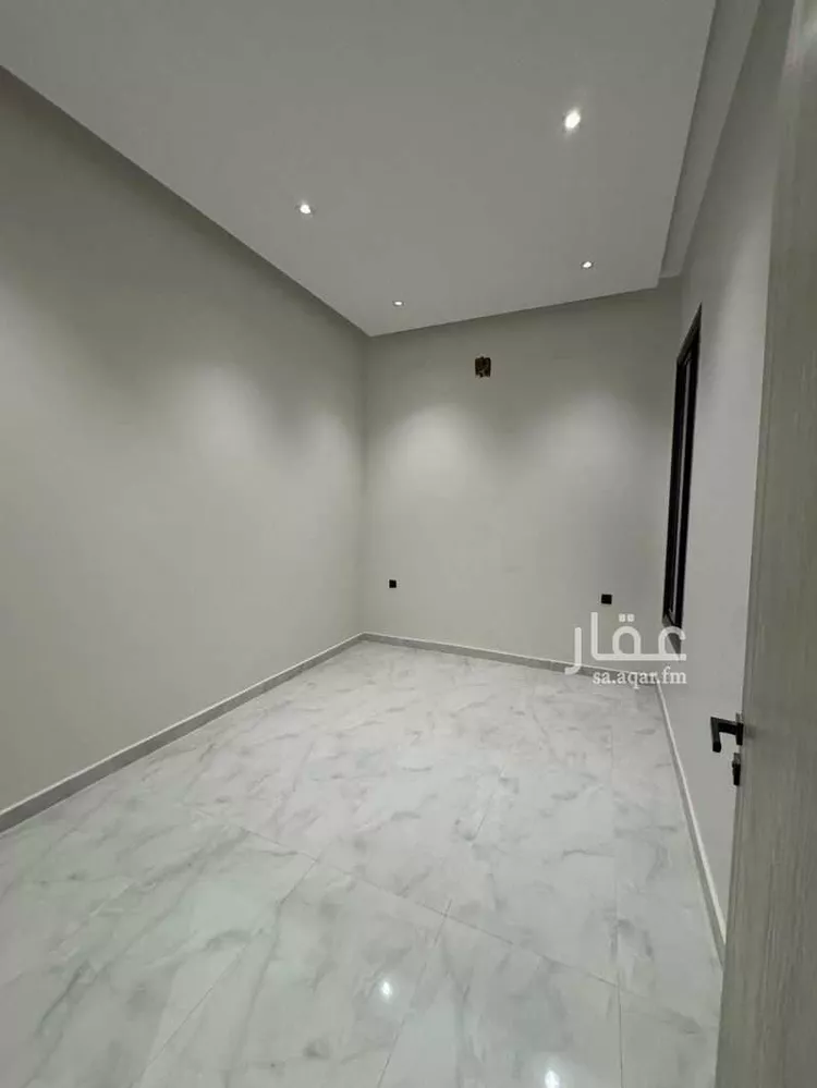 دور للبيع في شارع الحسن بن مسلم, حي القادسية, مدينة الرياض, منطقة الرياض 11