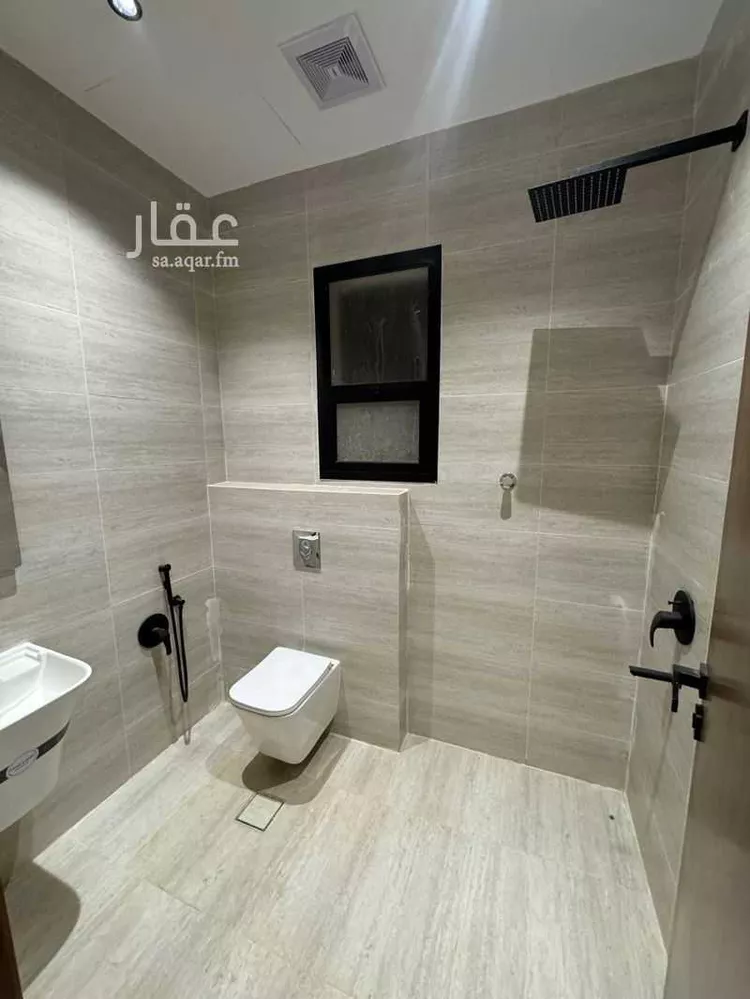 دور للبيع في شارع السلطان قابوس بن سعيد, حي المعيزيلة, مدينة الرياض, منطقة الرياض