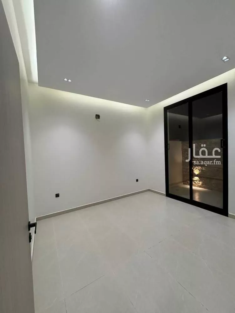 Floor for Rent in Riyadh Al Qadisiyah 12