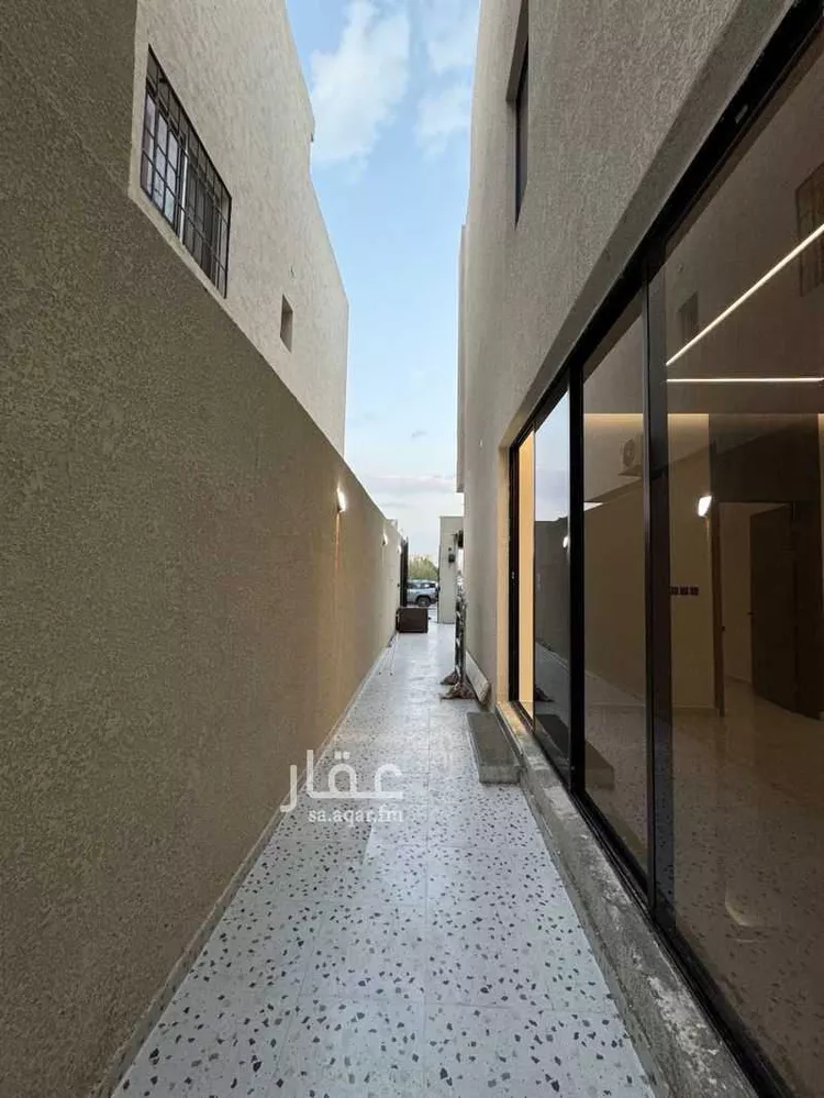 دور للبيع في شارع السلطان قابوس بن سعيد, حي القادسية, مدينة الرياض, منطقة الرياض صورة 4