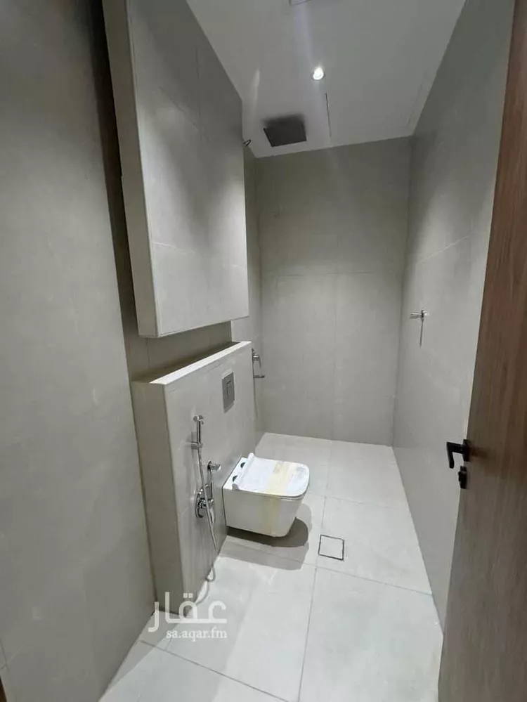 Floor for Sale in Riyadh King Faisal صورة 4
