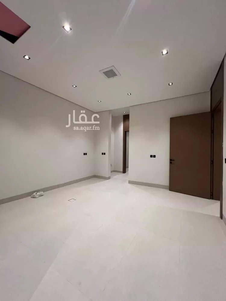 Floor for Sale in Riyadh Dahiat Namar 17