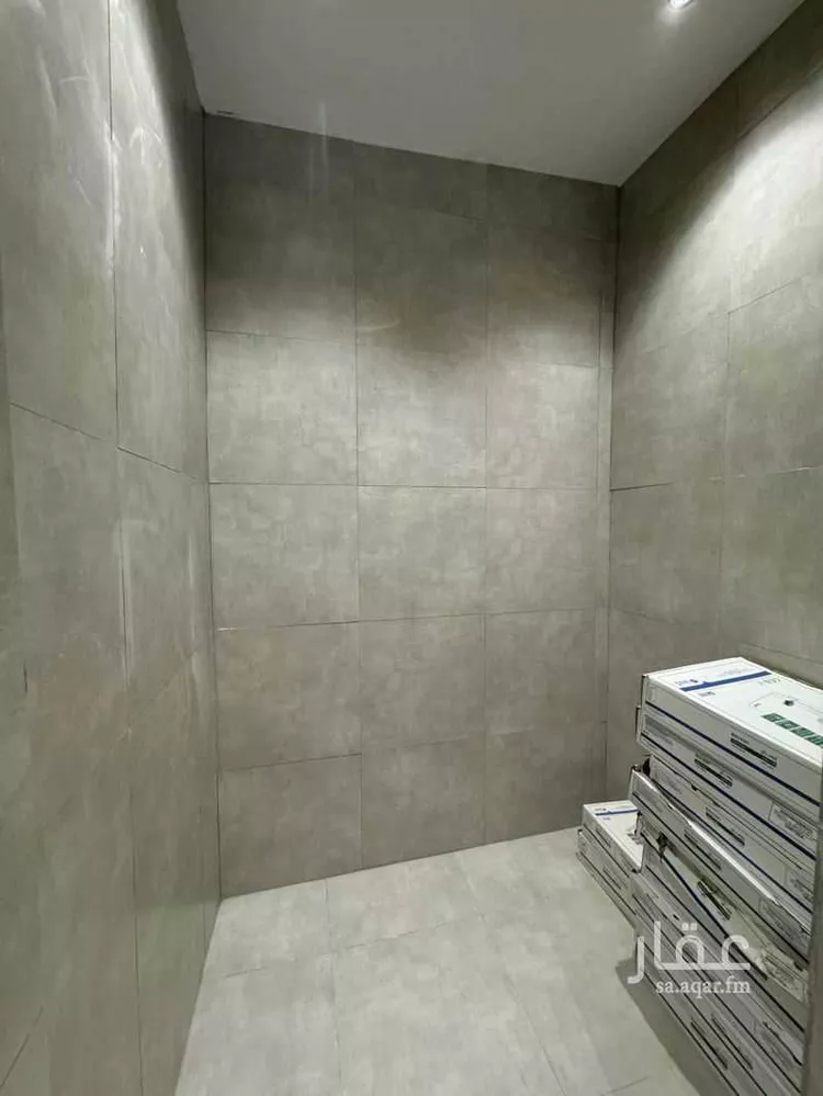Floor for Sale in Riyadh Al Janadriyah صورة 2