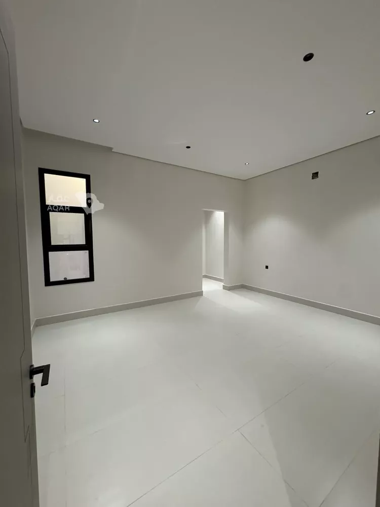 Floor for Sale in Riyadh Ash Sharq 11