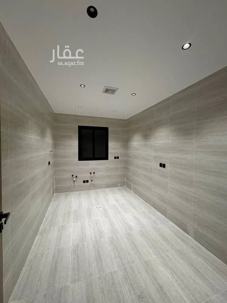 دور للبيع في شارع السلطان قابوس بن سعيد, حي المعيزيلة, مدينة الرياض, منطقة الرياض صورة 4