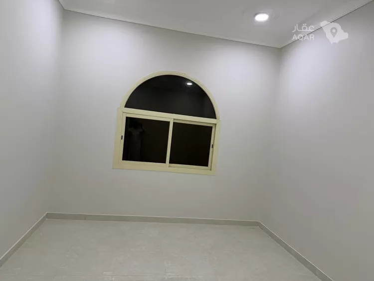 شقة للإيجار في شارع عبده ابن مغيث ابن الجد ابن عجلان ، حي الخزامي ، حائل ، منطقة حائل صورة 3