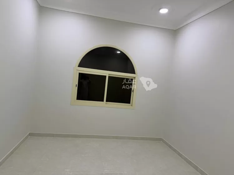 شقة للإيجار في شارع 5475244, حي الياسمين, مدينة حائل, منطقة حائل صورة 3