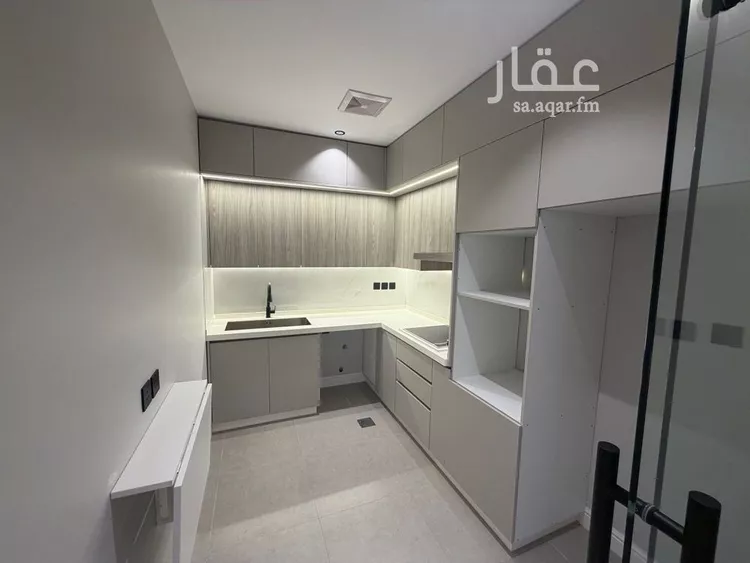 شقة للبيع في شارع المنزر بن يزيد, حي النزهة, مدينة جدة, منطقة مكة المكرمة 7