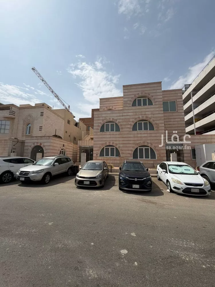 فيلا للإيجار في شارع عبدالرحمن التونسي, حي الشاطئ, مدينة جدة, منطقة مكة المكرمة صورة 2