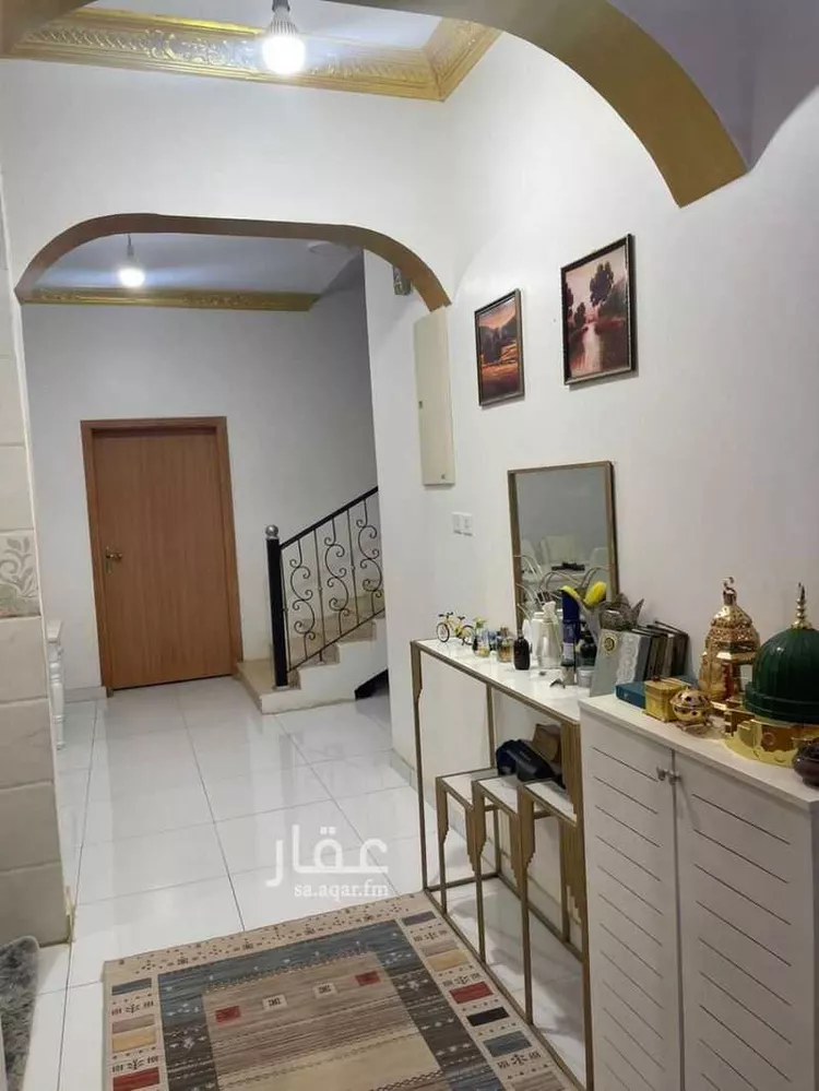 فيلا للبيع في شارع الاحنف ابن قيس, حي الشقة, مدينة بريدة, منطقة القصيم صورة 5