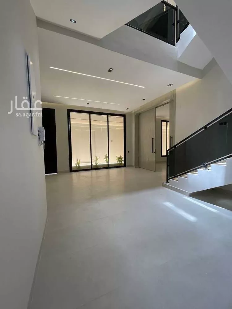 فيلا للبيع في شارع الخرج 1068, حي الفيصلية, مدينة الخرج, منطقة الرياض صورة 3