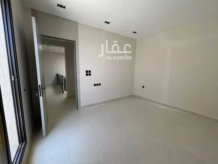 فيلا للبيع في شارع الخرج 1068, حي الفيصلية, مدينة الخرج, منطقة الرياض 18