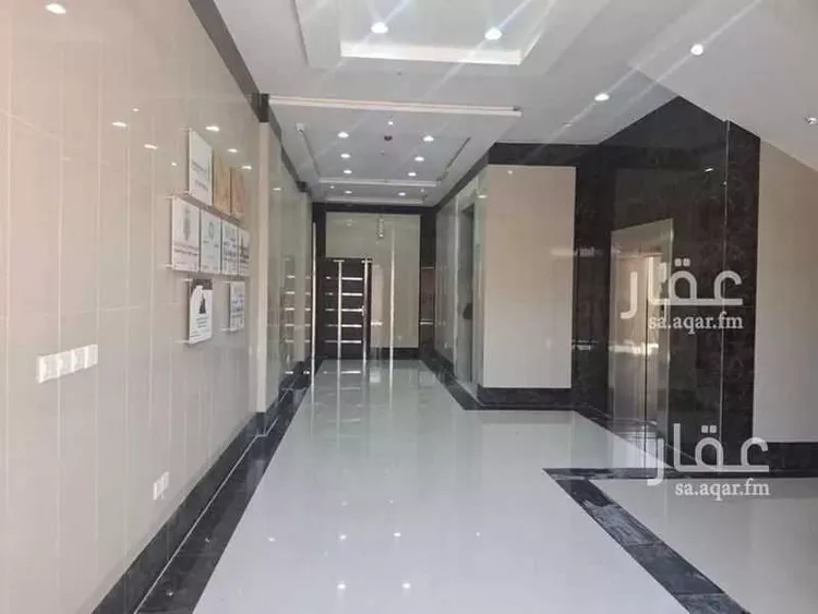 مكتب تجاري للإيجار في شارع خالد بن الوليد, حي غرناطة, مدينة الرياض, منطقة الرياض صورة 2