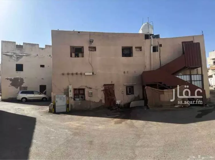 بيت للبيع في شارع عبدالرحمن ابن معاوية المدني ، حي العنابس ، المدينة المنورة ، منطقة المدينة المنورة