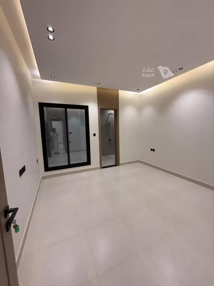 Floor for Rent in Riyadh Tuwaiq 4