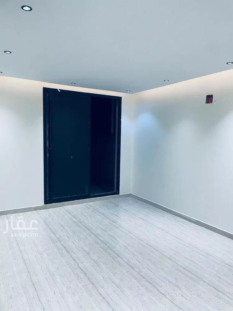 فيلا للإيجار في شارع الحضرة, حي طويق, مدينة الرياض, منطقة الرياض