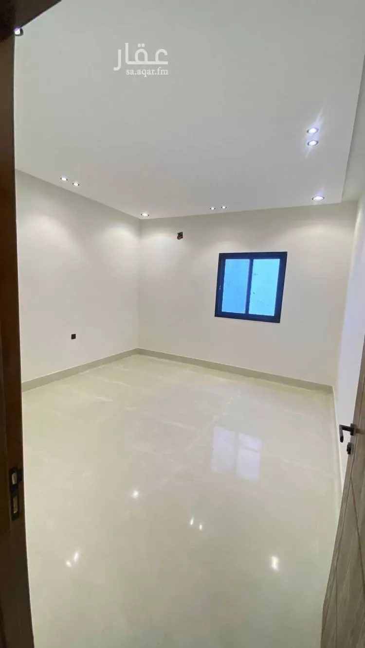 دور للبيع في شارع حمزه القبيطي, حي الرمال, مدينة الرياض, منطقة الرياض صورة 5