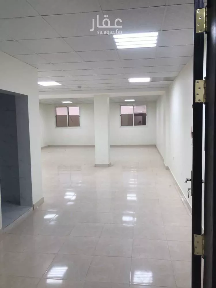 Commercial Office for Rent in Riyadh Dhahrat Laban
