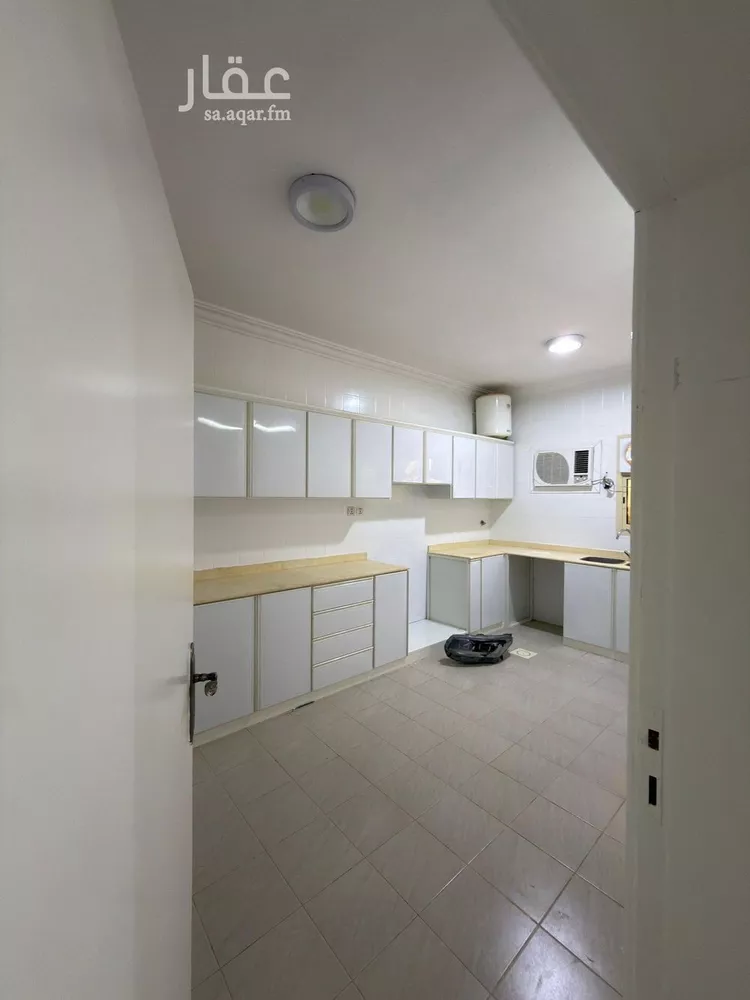 شقة للإيجار في شارع الواسعة, حي ظهرة لبن, مدينة الرياض, منطقة الرياض