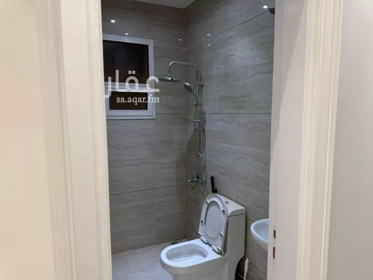 شقة للإيجار في شارع محمد بن عبدالعزيز الدغيثر, حي الملقا, مدينة الرياض, منطقة الرياض صورة 2