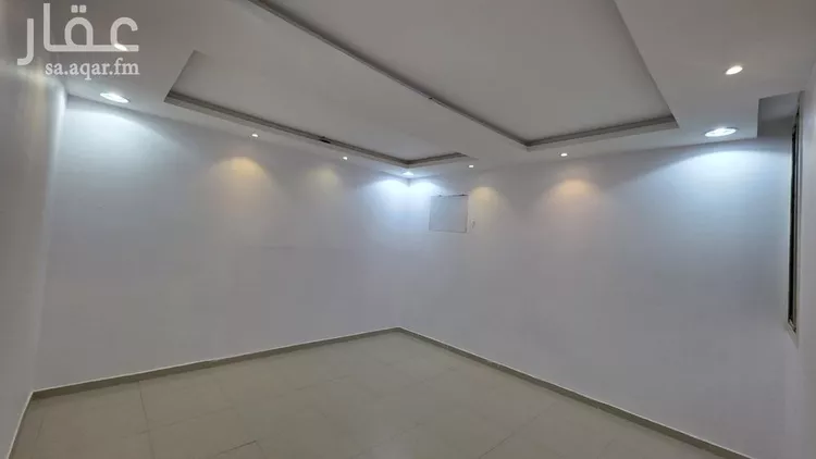 شقة للإيجار في شارع عمر بن بريق, حي العوالي, مدينة الرياض, منطقة الرياض صورة 2