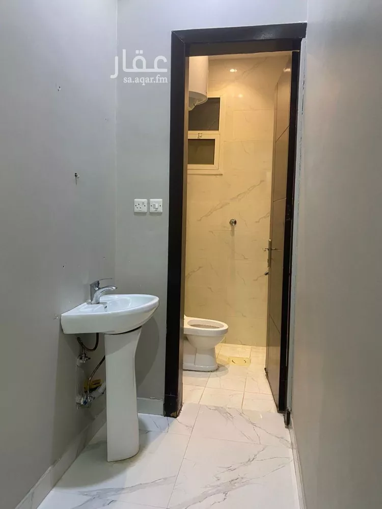 شقة للإيجار في شارع محمد بن عوجان, حي الحزم, مدينة الرياض, منطقة الرياض صورة 2