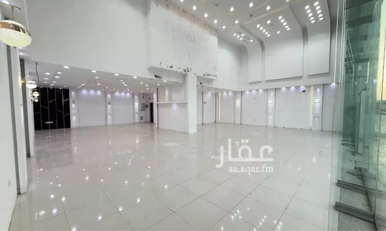 Shop for Rent in Medina Al Hadiqah صورة 3