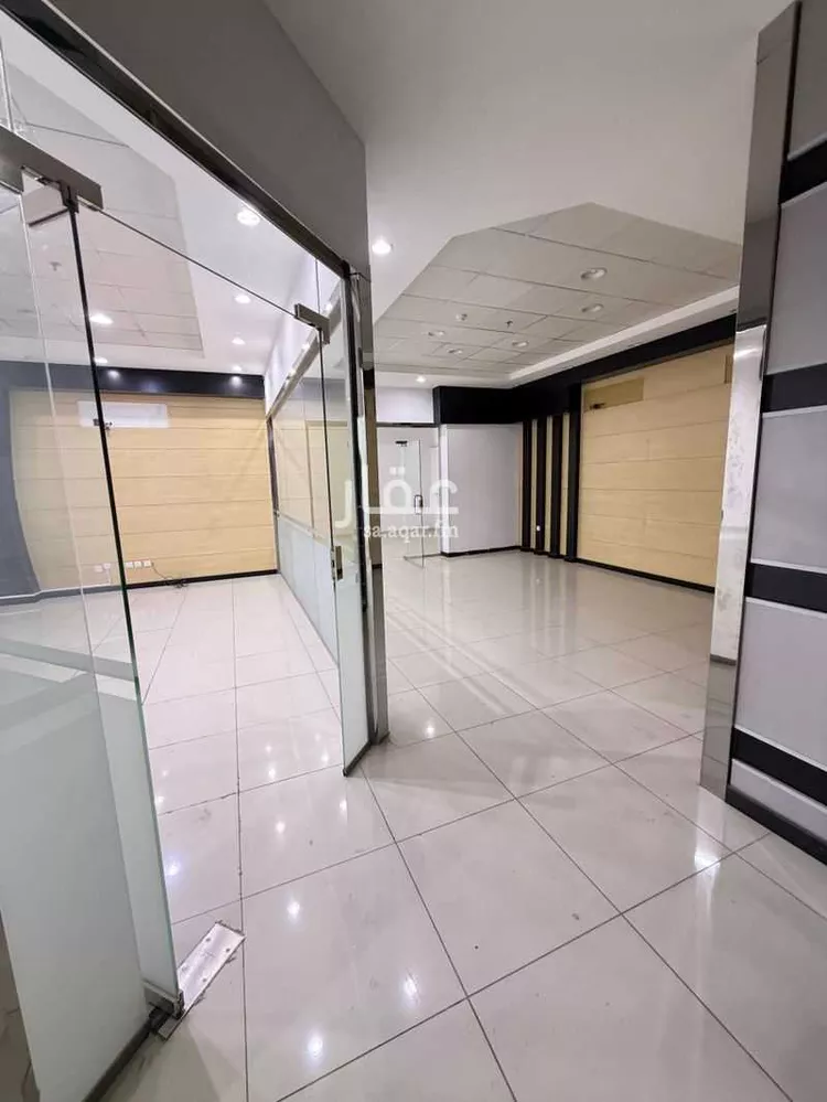 Shop for Rent in Medina Al Hadiqah صورة 5