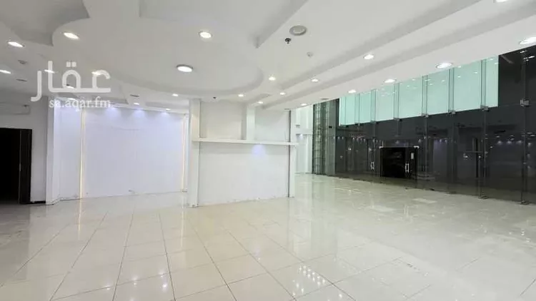 محل للإيجار في شارع الملك عبدالله بن عبدالعزيز, حي الحديقة, مدينة المدينة المنورة, منطقة المدينة المنورة صورة 2